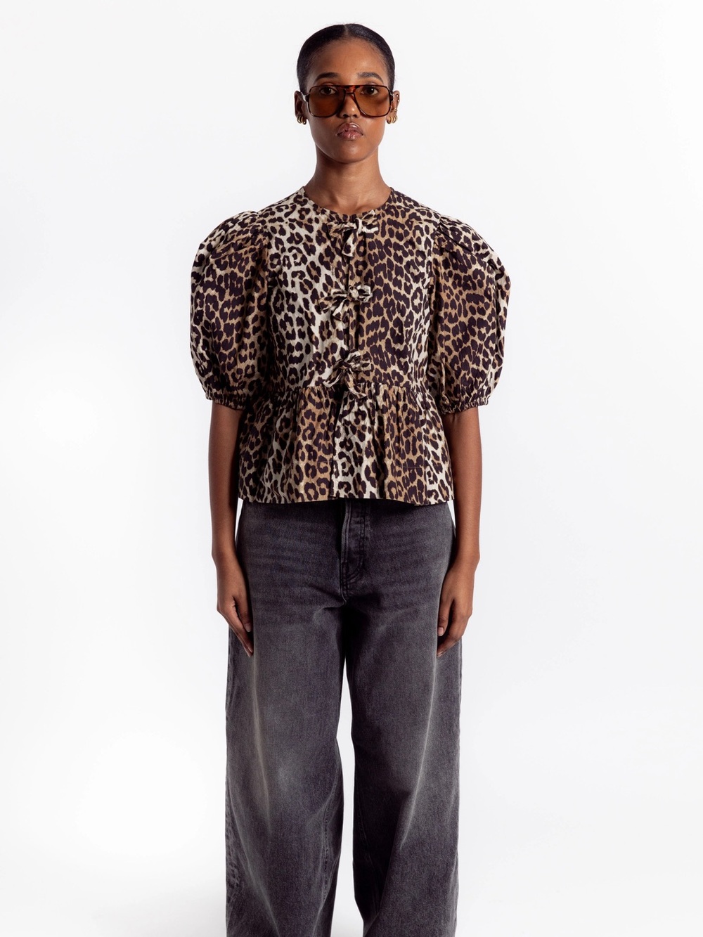Leopard Print Puff-Sleeve Peplum Top